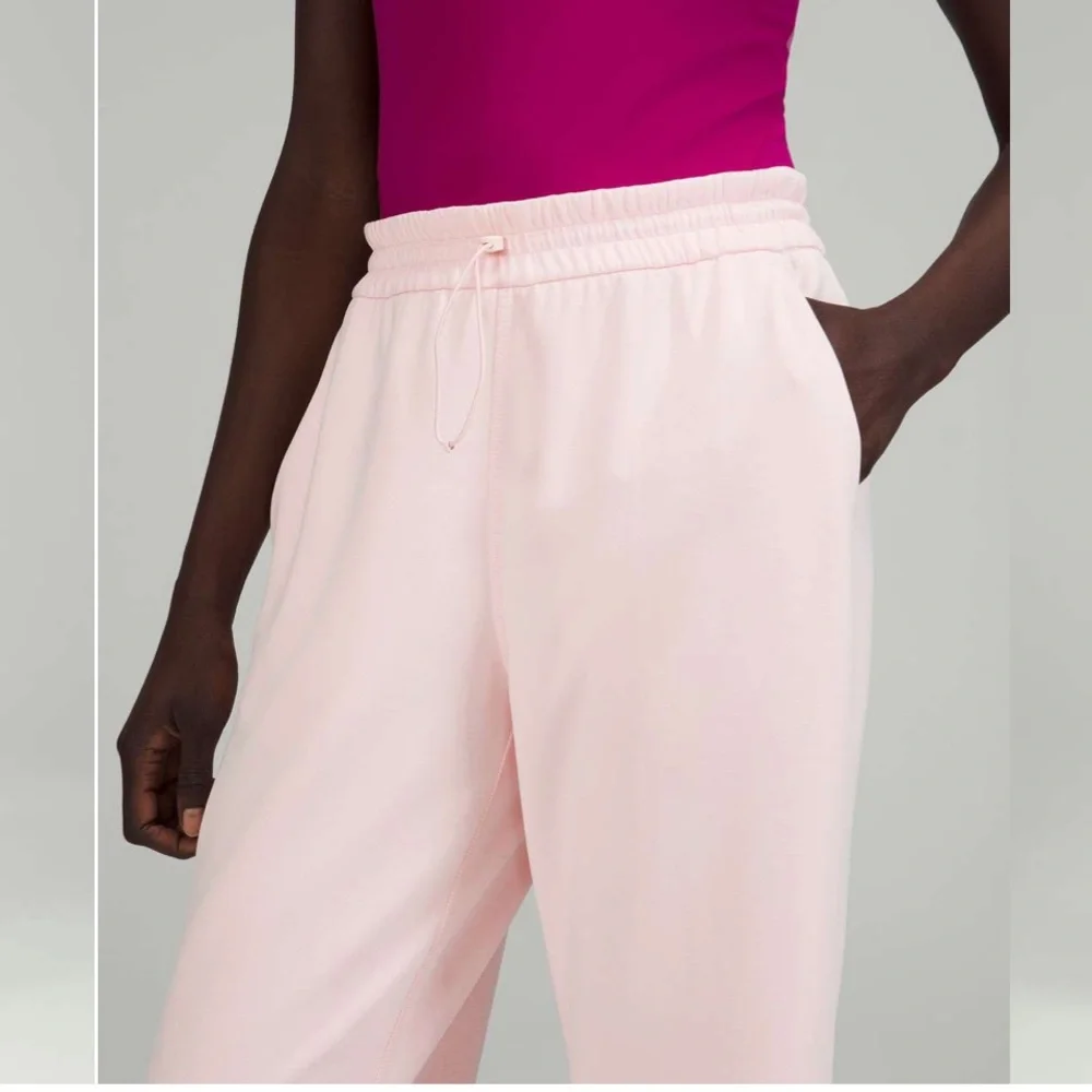 Lululemon Softstreme High-Rise Pant Strawberry Milkshake size 4 like new - Picture 4 of 15